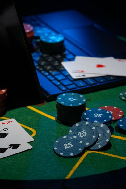 Ceme Online card game table on skyidn99 showing player and dealer hands
